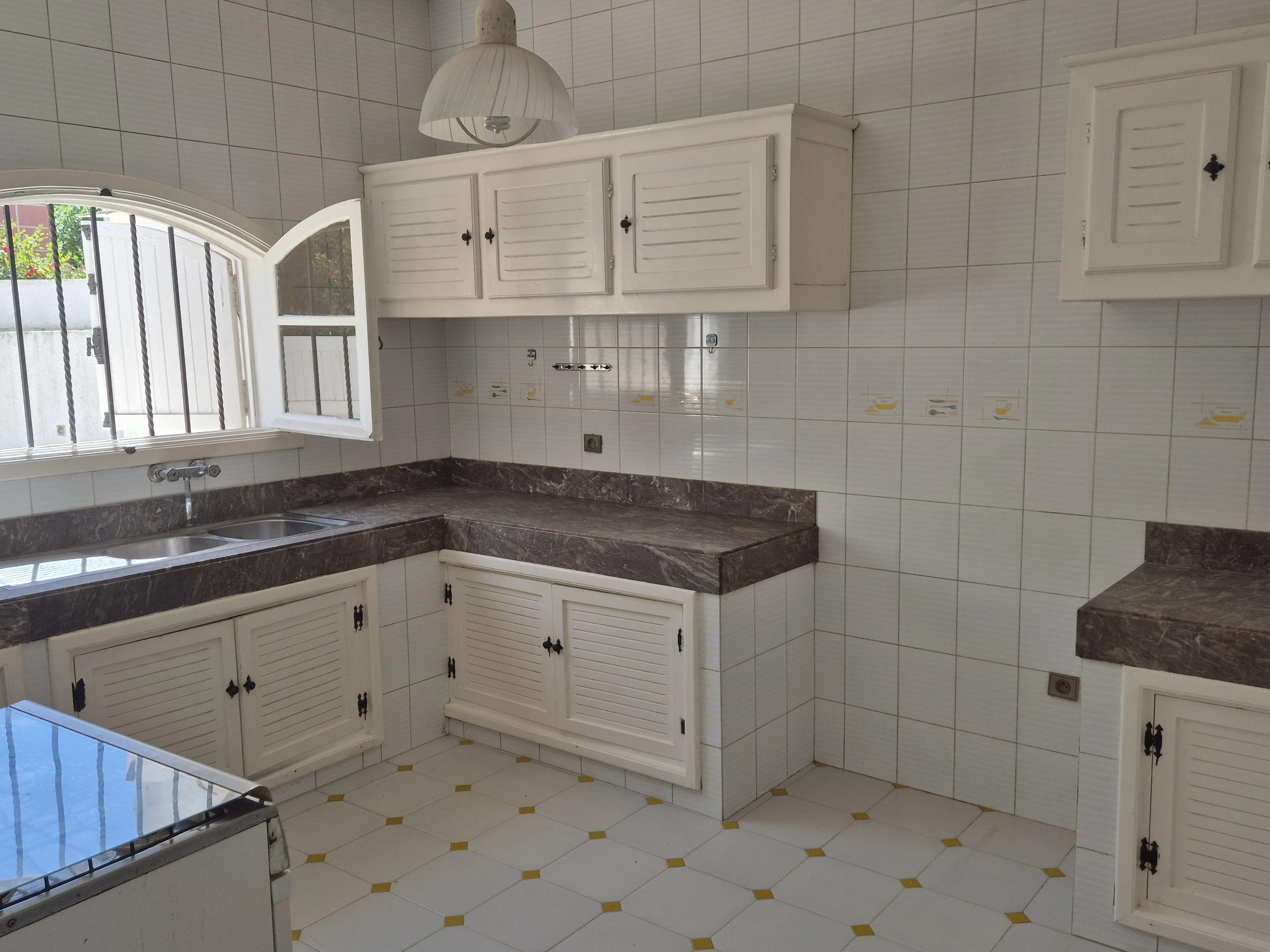 SUPERBE VILLA À LA SIESTA, MOHAMMEDIA - المحمدية (4)