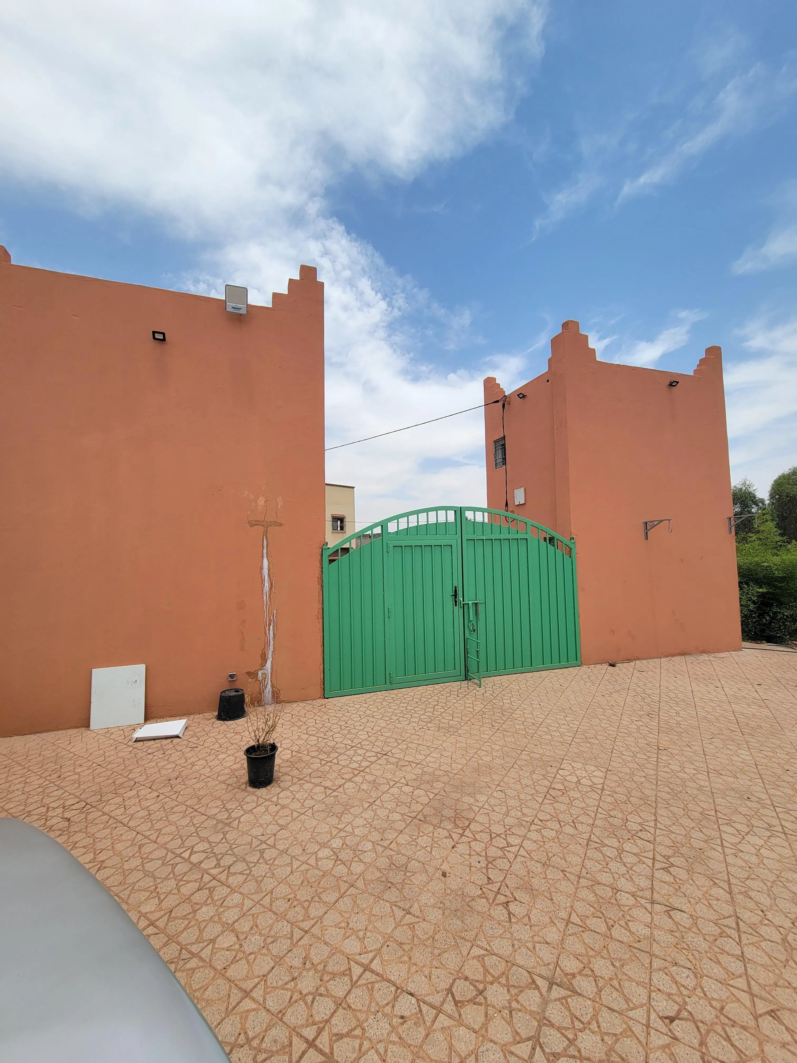 Villa titrée de 3300 m² à sidi Abdellah Ghiat - مراكش (2)