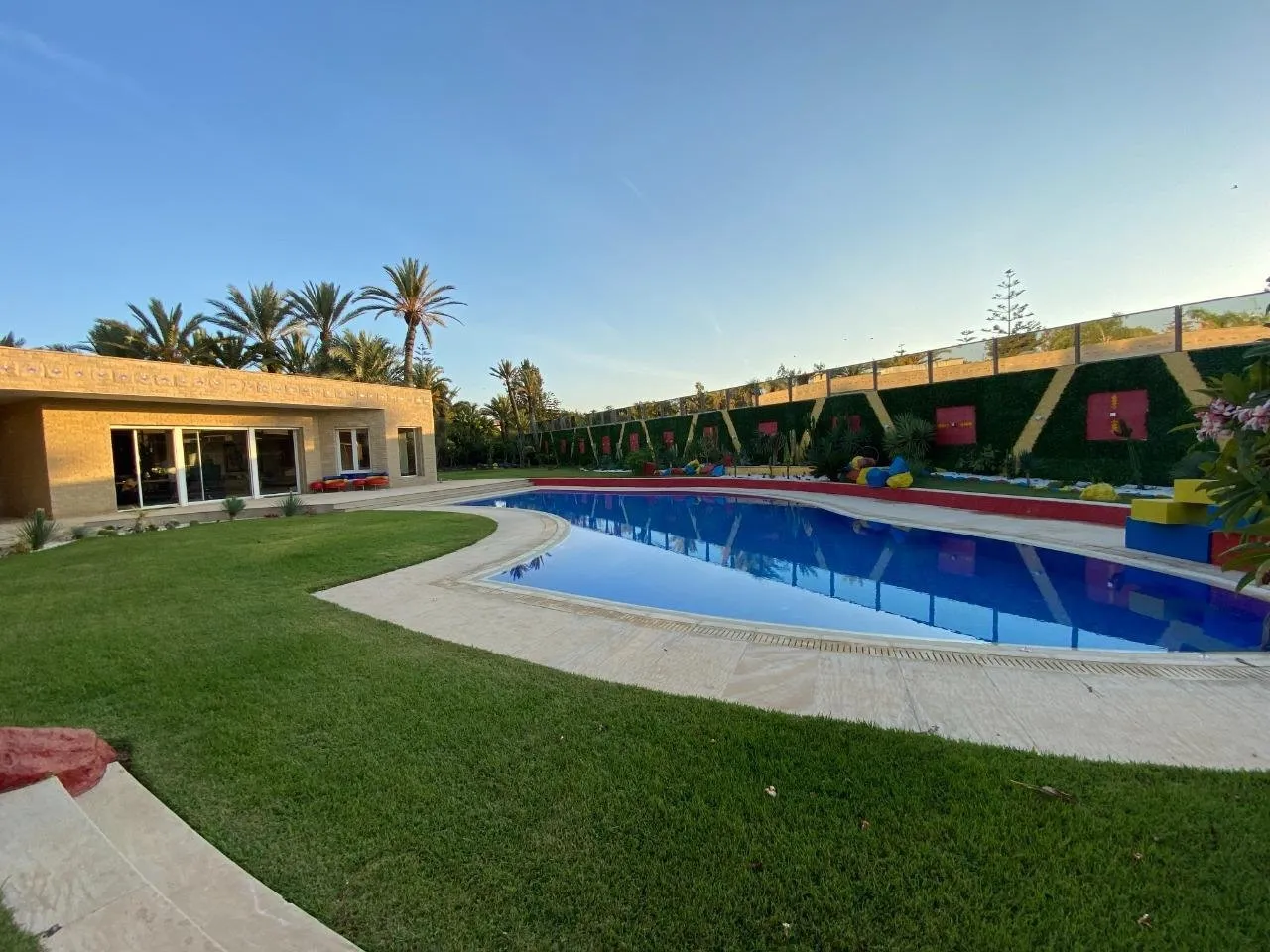 villa exceptionnelle aux ambassadeurs souissi - الرباط