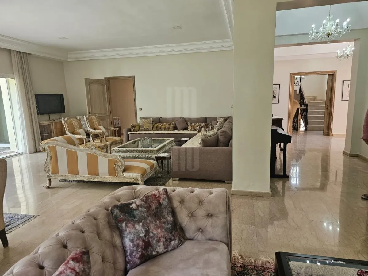 VILLA SOLIDE 1050m² PISCINE A CALIFORNIE A VENDRE - الدار البيضاء (3)