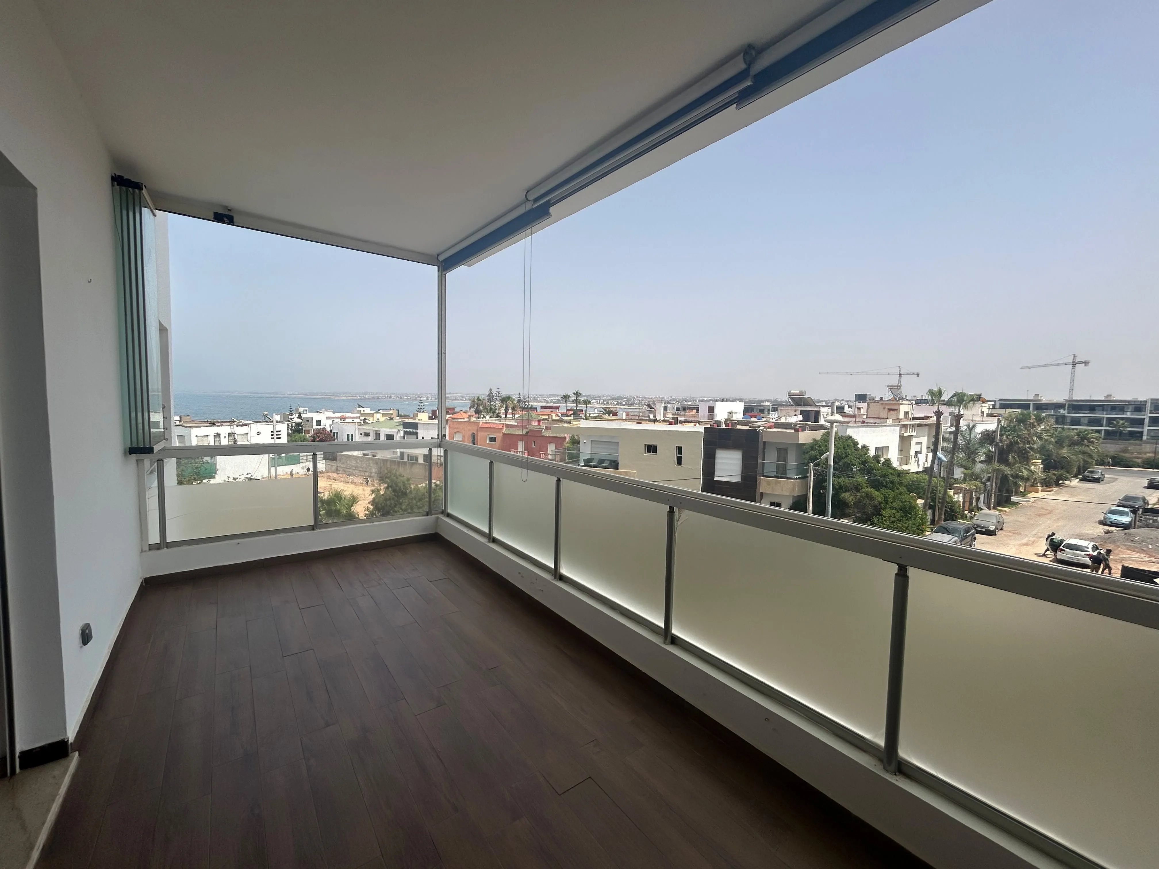 Dar Bouazza – Magnifique Appartement avec Vue Mer à Vendre - دار بوعزة (4)
