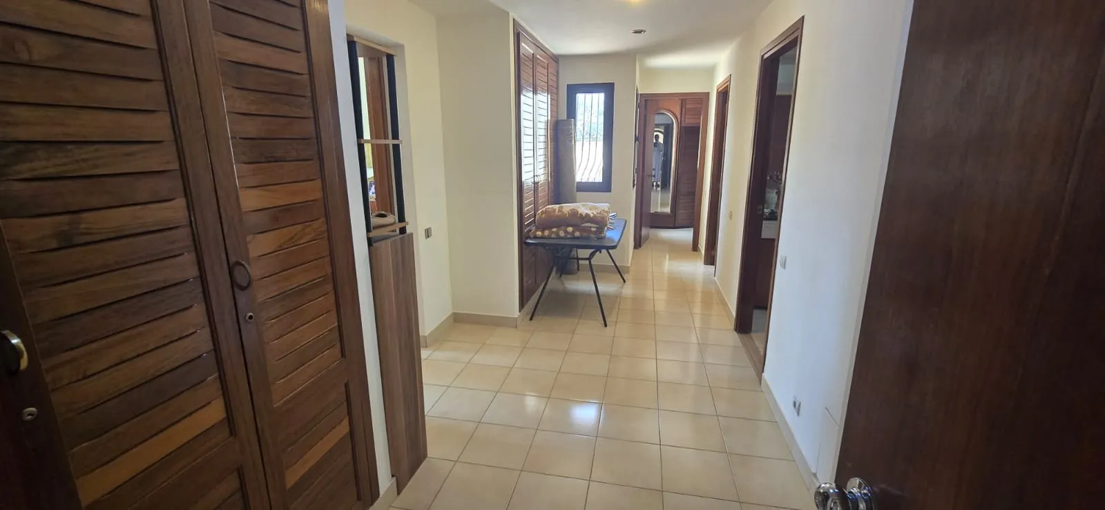 Villa de Charme avec Piscine à Souissi - الرباط (4)