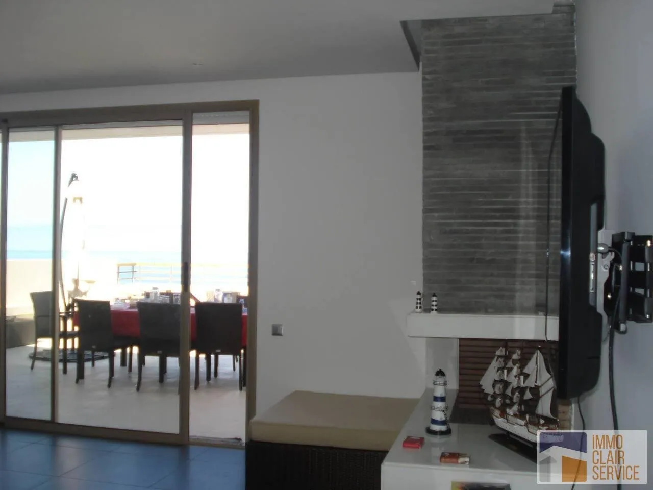 Bel appartement font de mer à vendre - الرباط (4)