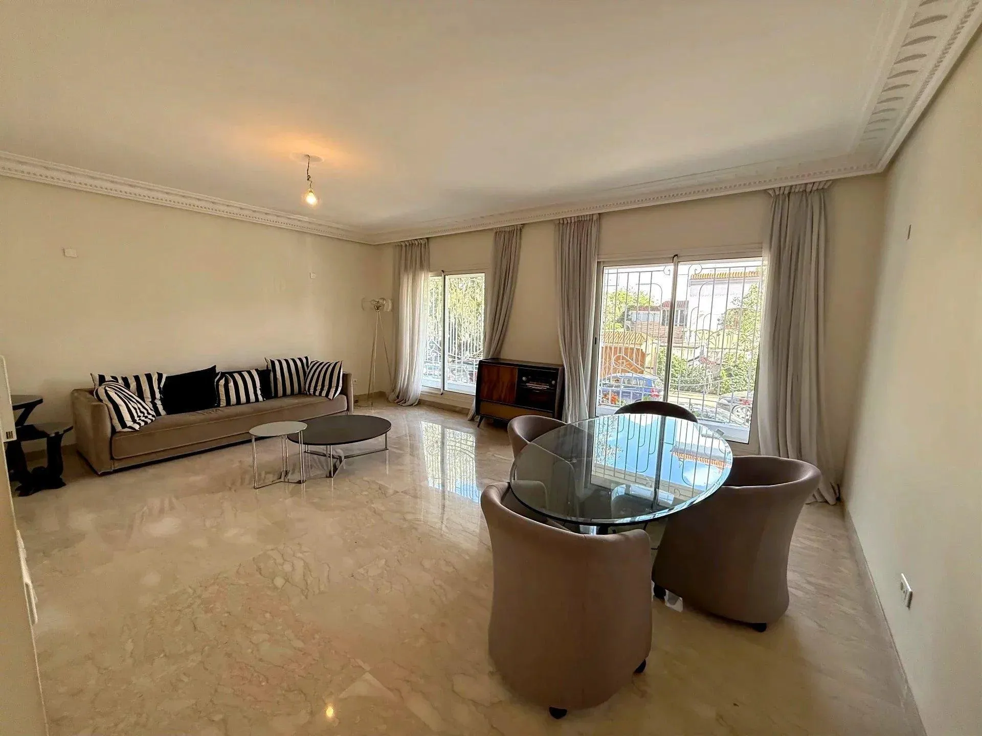 Appartement Haut de Gamme à Oasis - Casablanca - الدار البيضاء