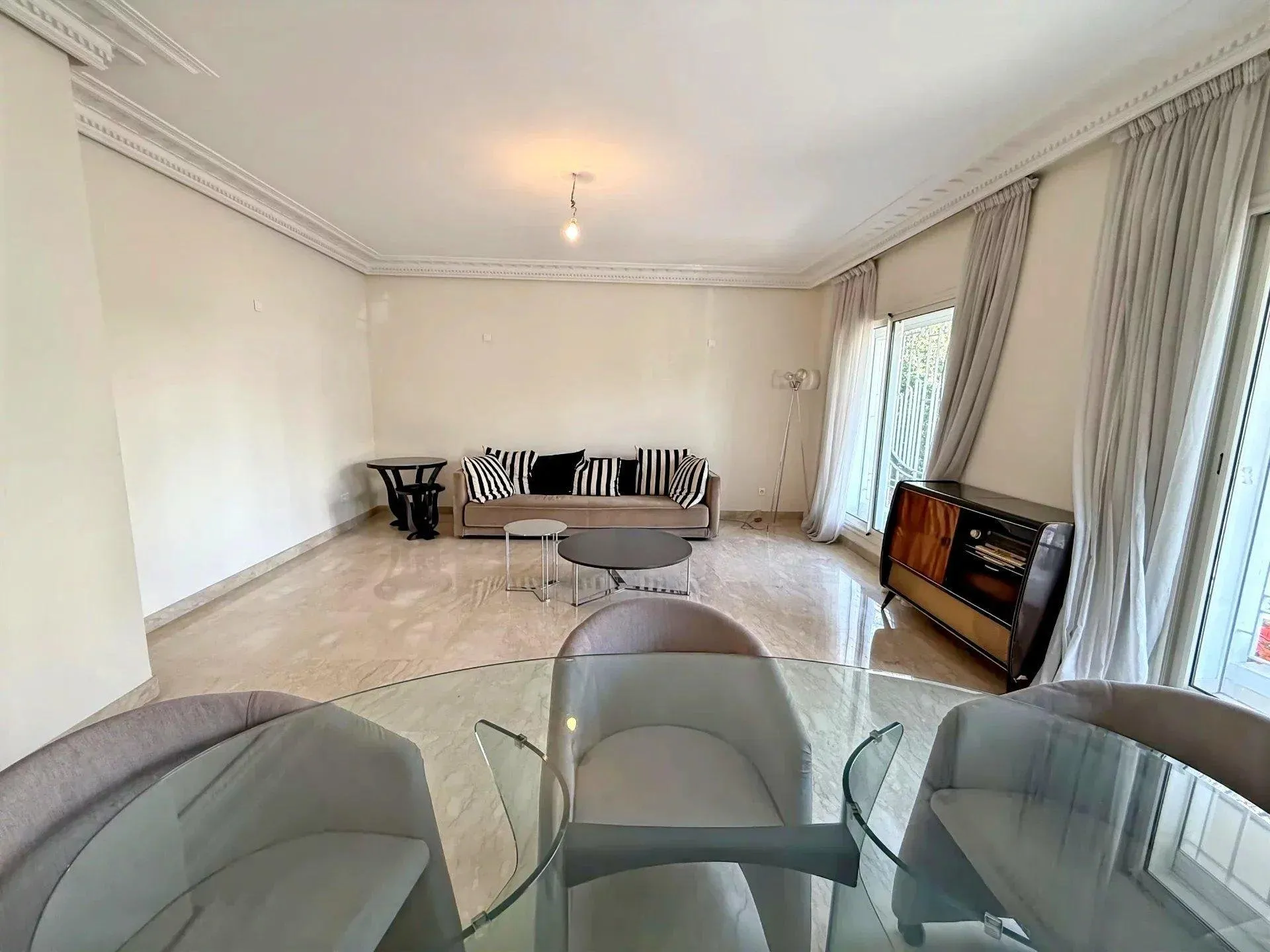 Appartement Haut de Gamme à Oasis - Casablanca - الدار البيضاء (2)