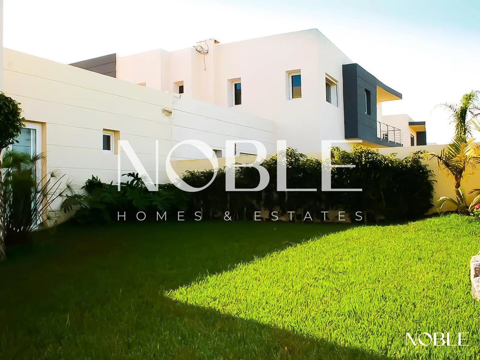 Villa Haut Standing à Vendre – Lilas Park, Bouskoura - بوسكورة