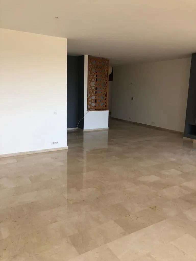 Bel appartement 3 chambres à vendre à Salé marina - سلا (4)