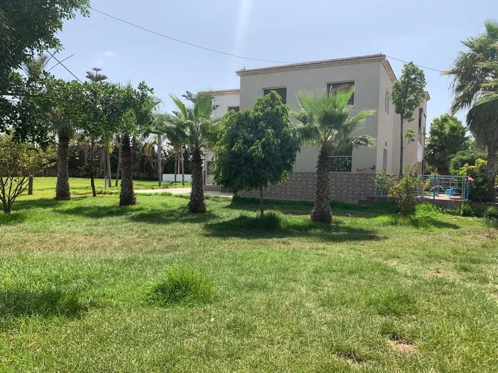 TERRAIN R+5 QUARTIER 2 MARS - الدار البيضاء (2)