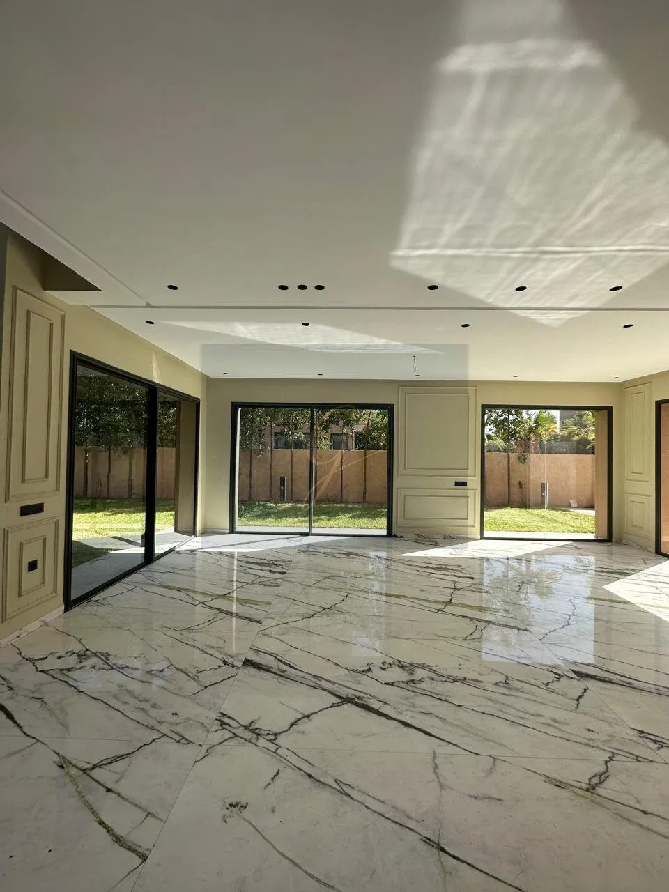 Magnifique Villa Isolée Résidence privée Marrakech - مراكش (4)