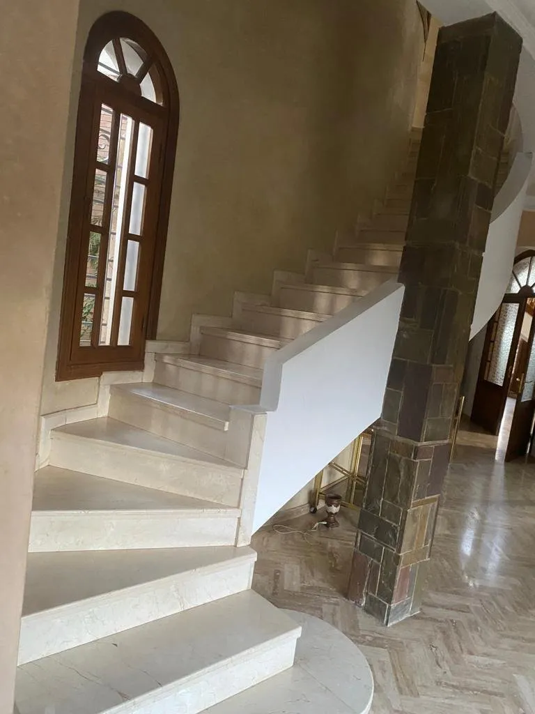 magnifique villa de 18 ans à souissi - الرباط (2)