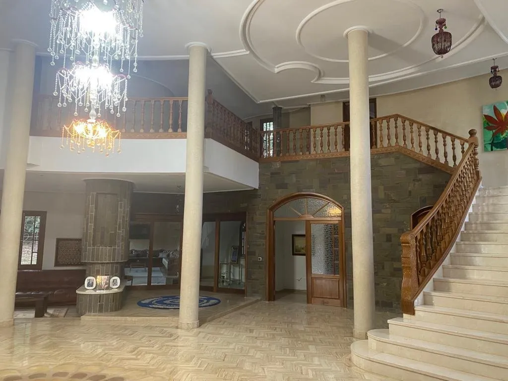 magnifique villa de 18 ans à souissi - الرباط