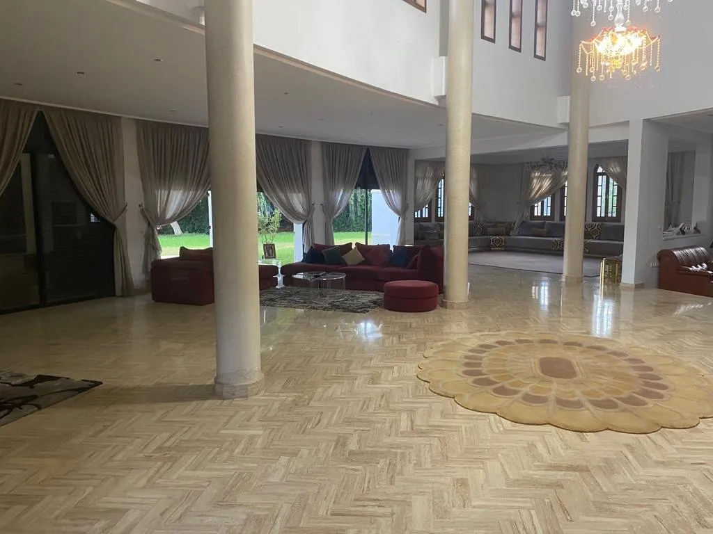 magnifique villa de 18 ans à souissi - الرباط (4)