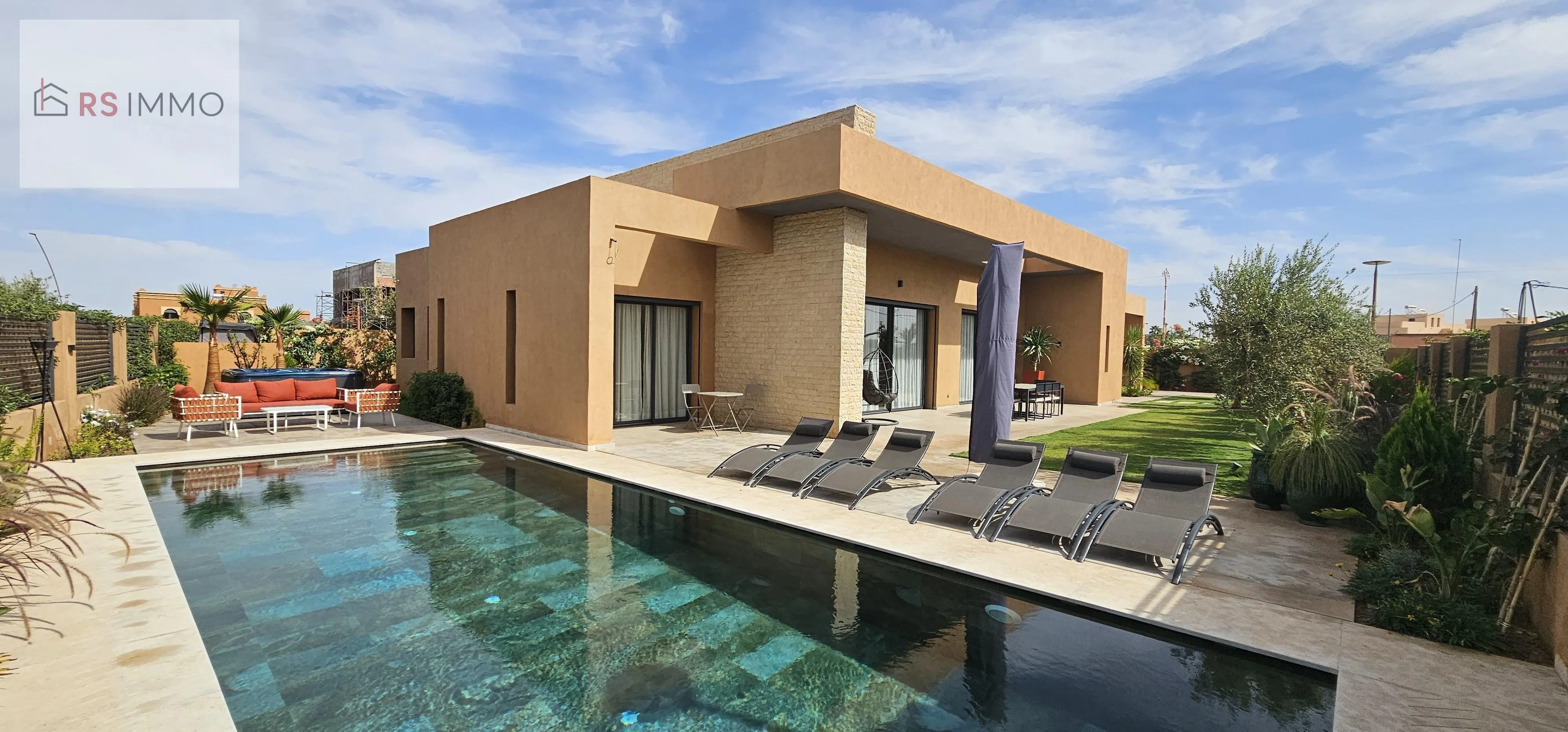 Luxueuse Villa au Noria Golf - مراكش