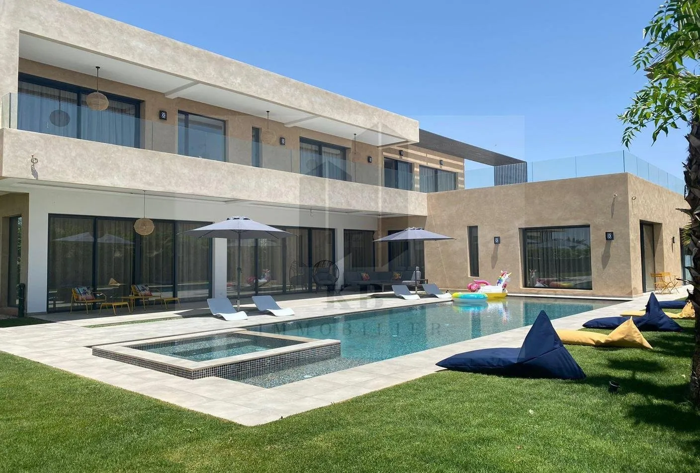 Villa moderne et neuve à 15 minutes de L’hivernage . - مراكش