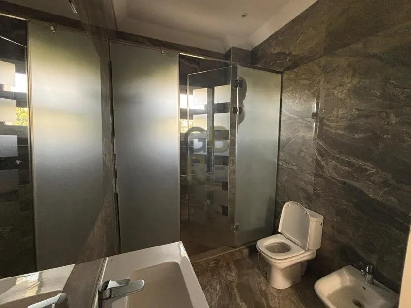 Belle villa en location à Hassan Rabat - الرباط (4)