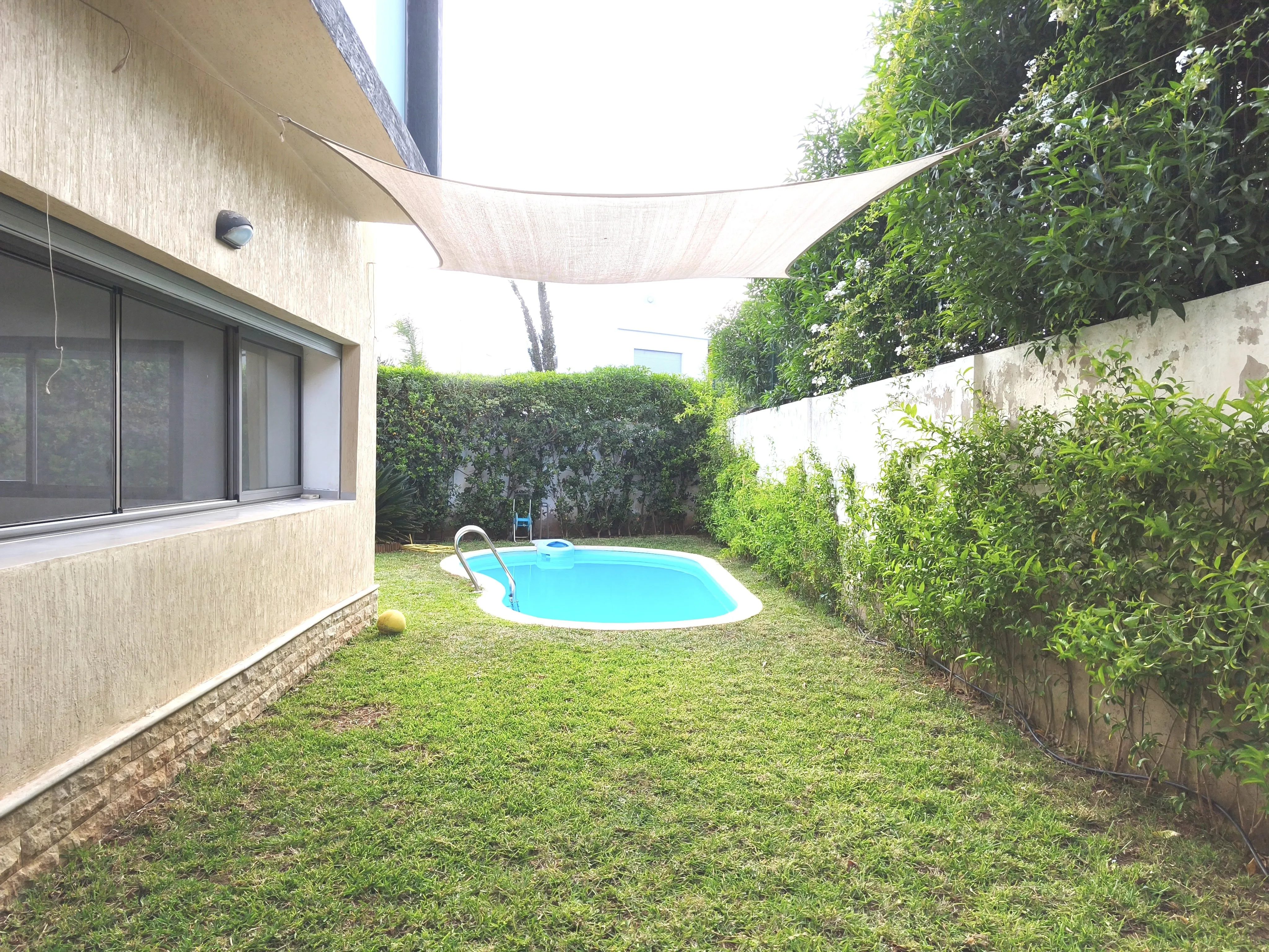 Magnifique villa 3 chambres avec piscine et jardin - دار بوعزة (2)