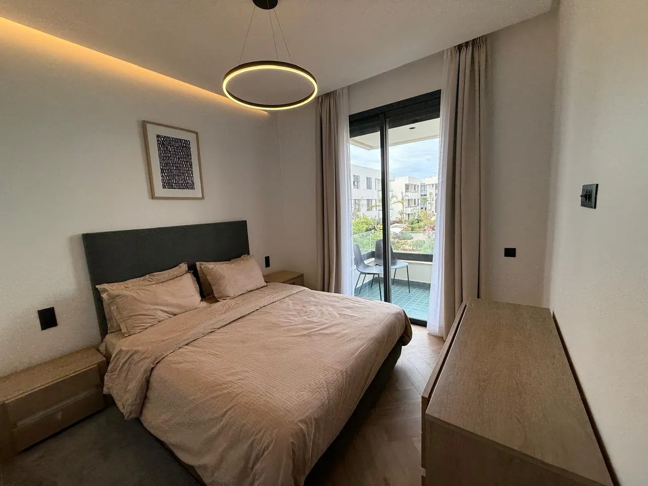 Ain Diab Extension – Location Superbe appartement meublé 2 CH - الدار البيضاء (4)