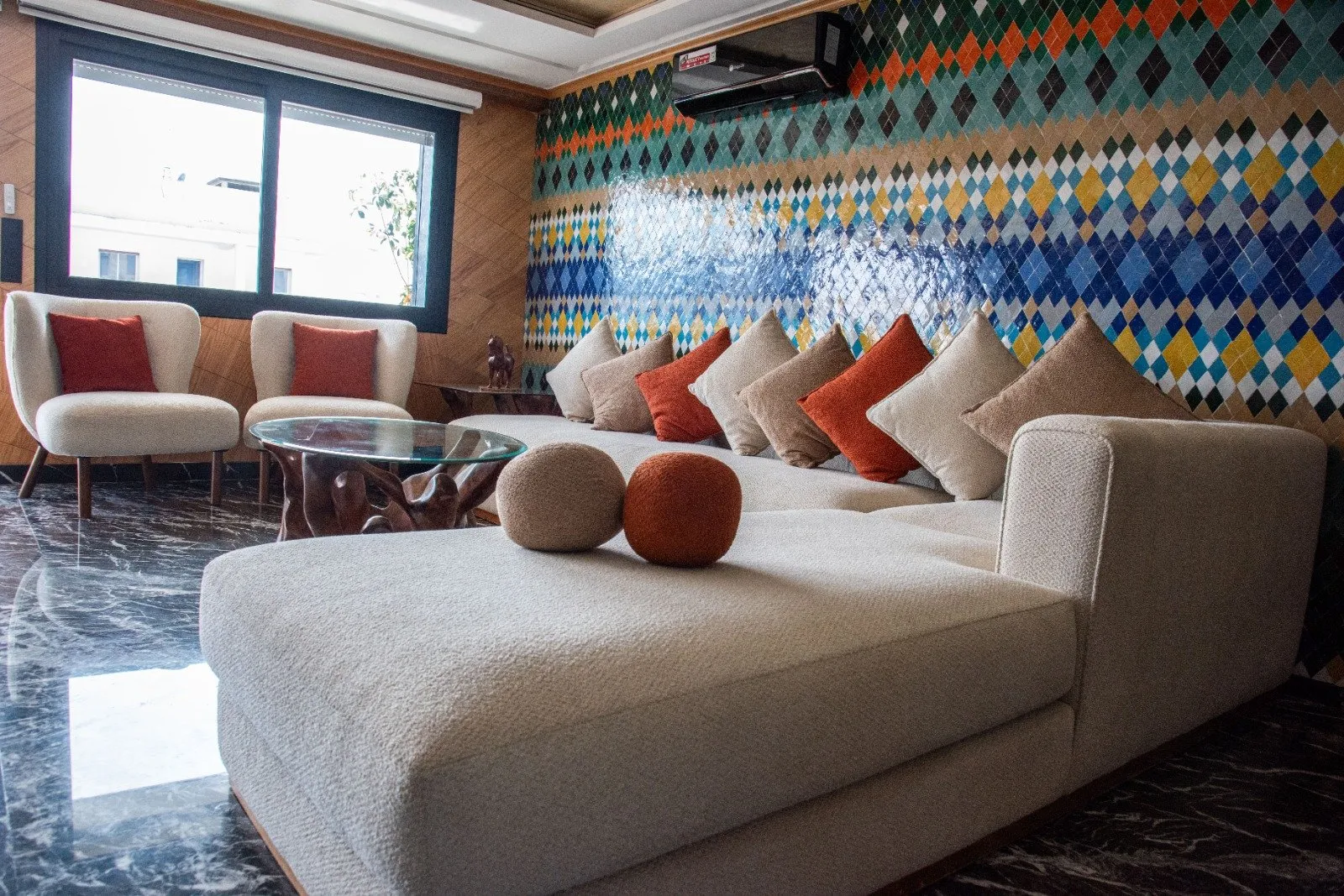 Bel Appartement En Location Au Dernier Étage - طنجة (3)