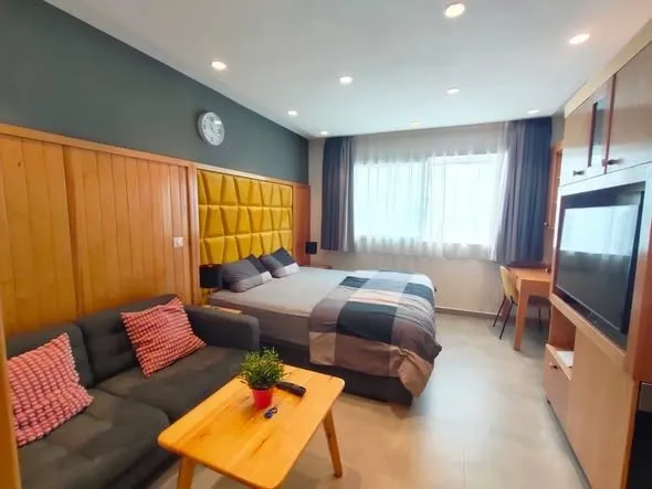 Studio Fille  Anfa Lyautey 4500 Dh - الدار البيضاء (2)