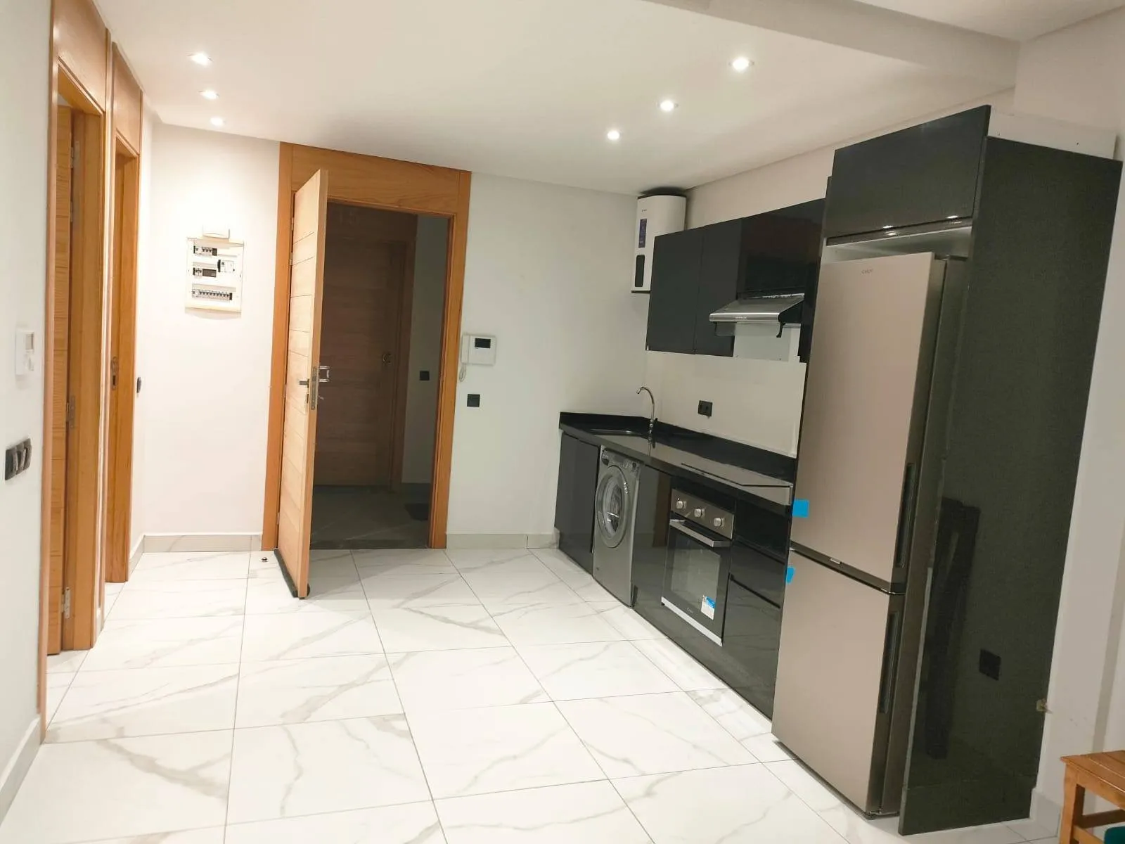 Studio neuf meublé Beauséjour  6500 dh - الدار البيضاء (3)