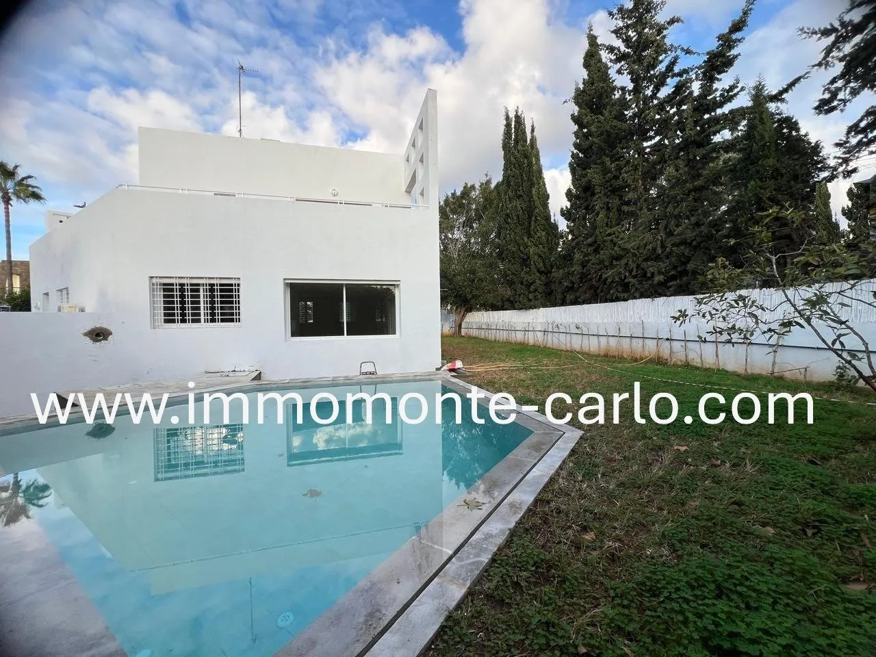 Villa refaite à neuve à louer à Rabat - الرباط