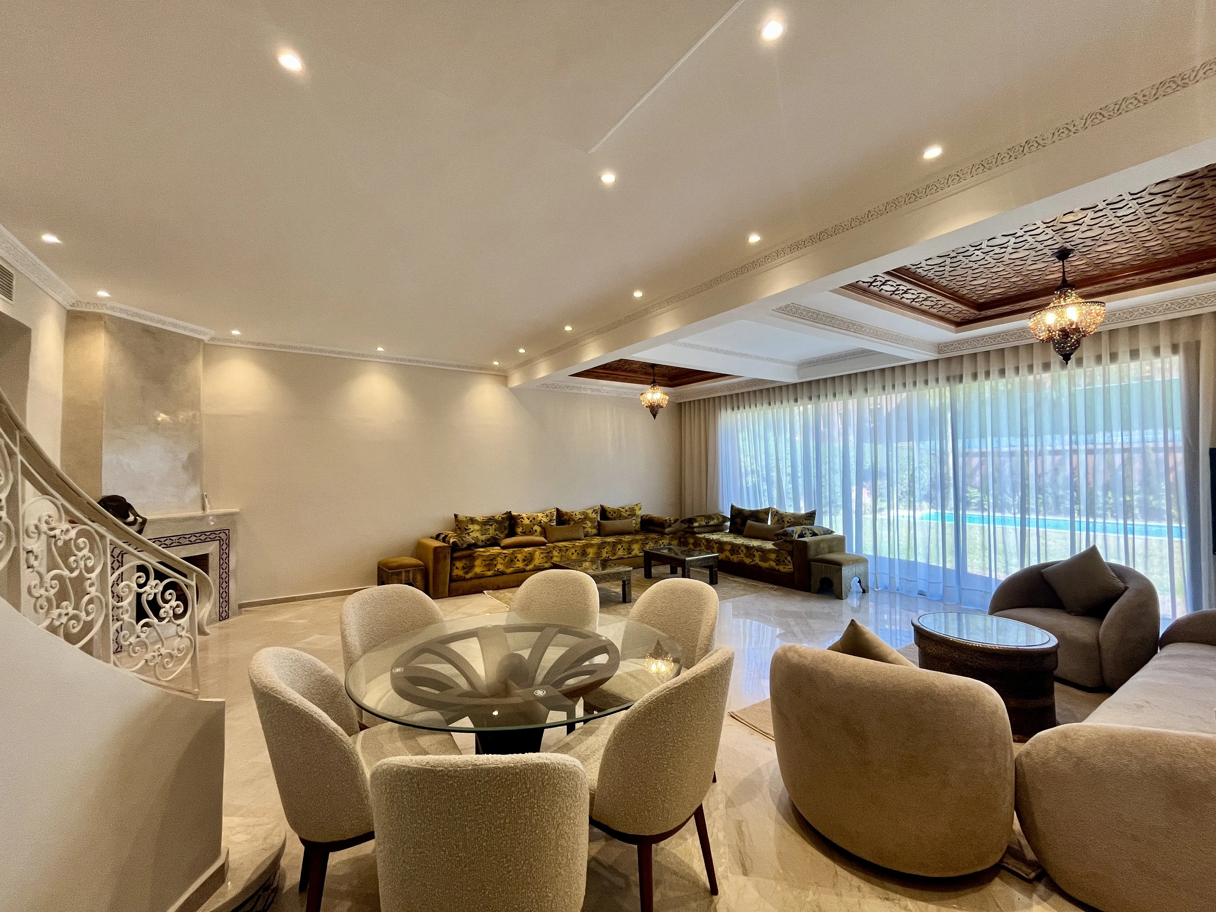 Villa rénovée avec jardin et piscine - Marrakech - مراكش (4)