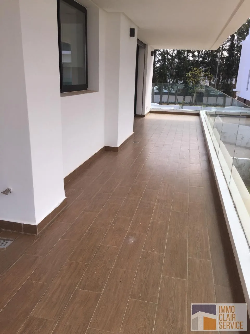 Appartement neuf en location (Orangeraies) - الرباط (2)