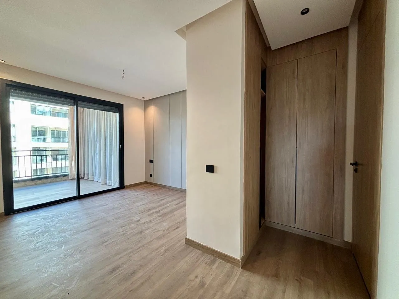 Appartement neuf de haut standing (Souissi Orangeraies) - الرباط (3)