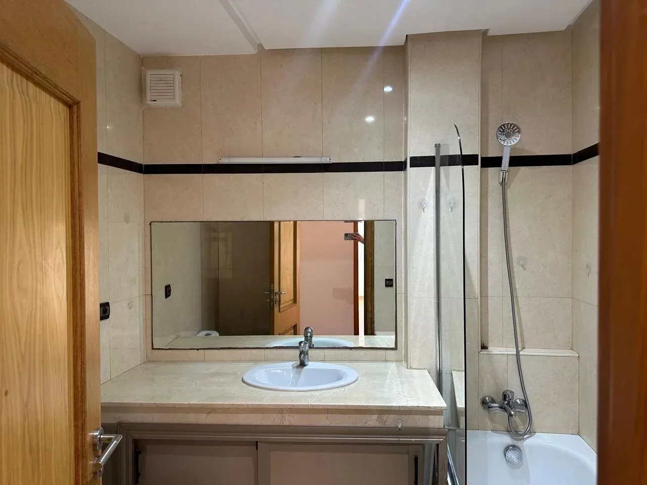 Appartement Moderne au Cœur de Maârif - الدار البيضاء (4)
