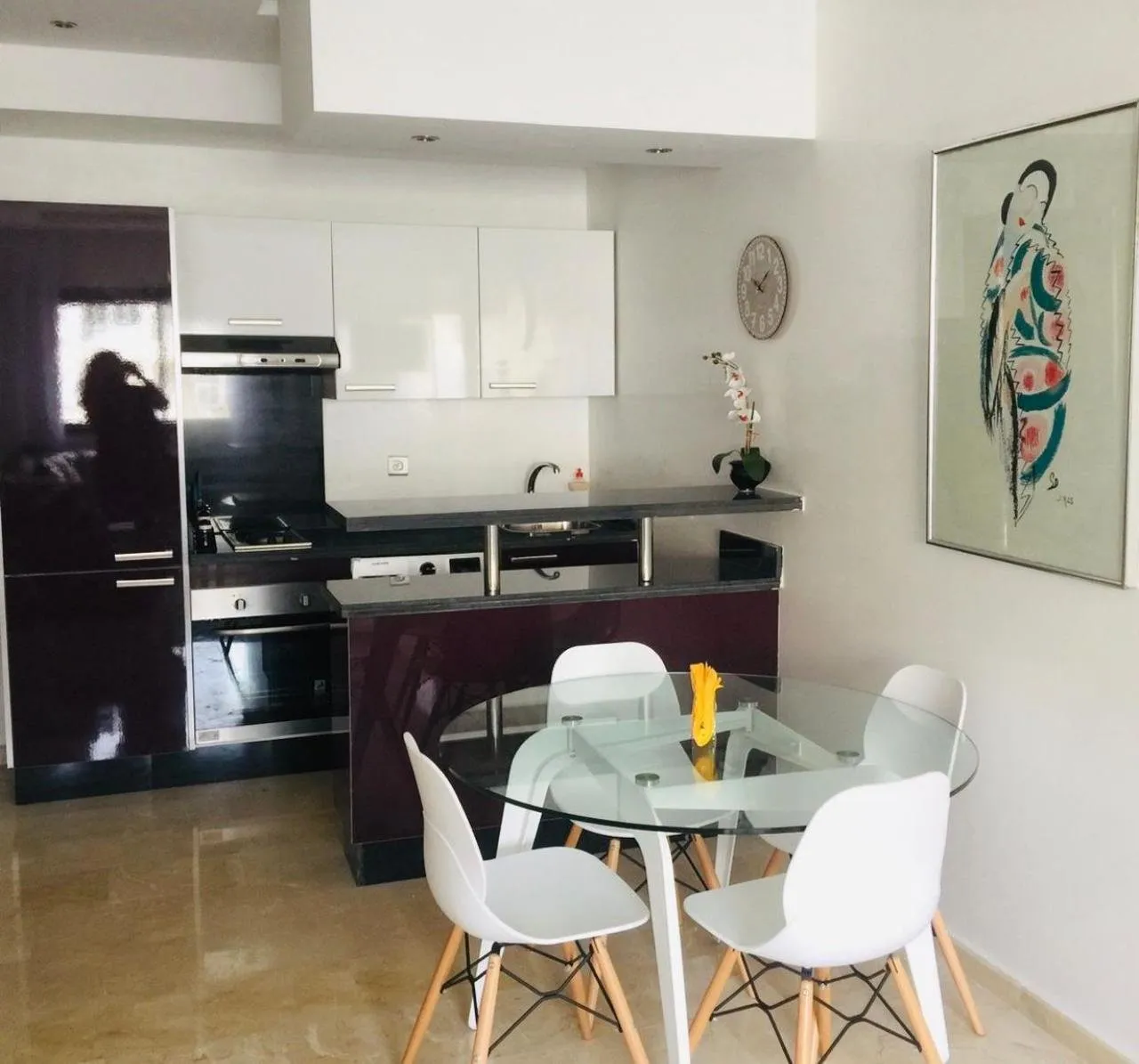 Bel appartement bien équipé à louer à Bourgone - الدار البيضاء (3)