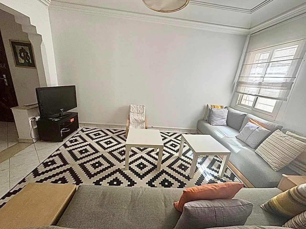 Très joli appartement meublé à louer RACINE - الدار البيضاء (2)