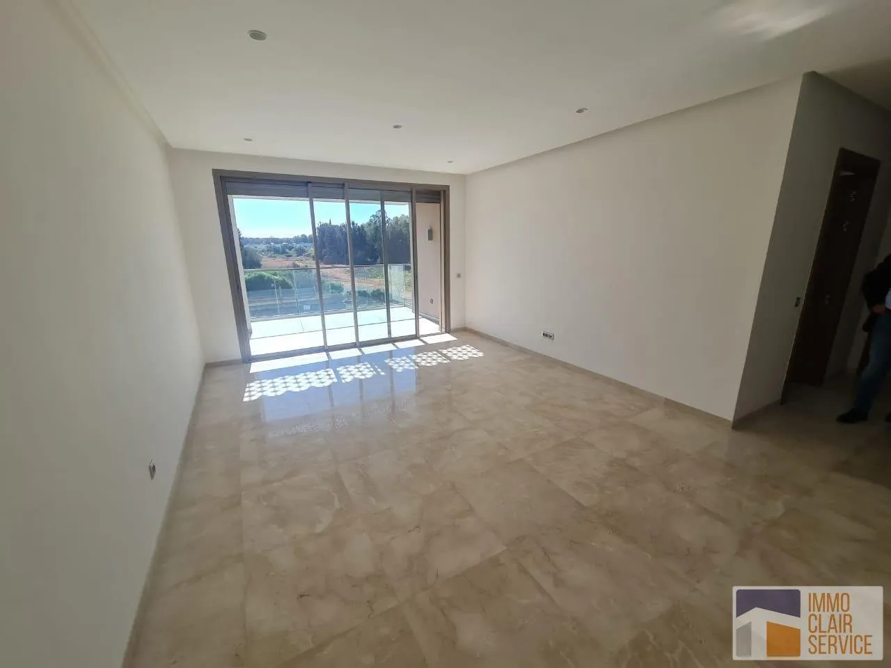 Appartement lumineux sans vis à vi,de haut Standing en location - Souissi Orangeraies - الرباط