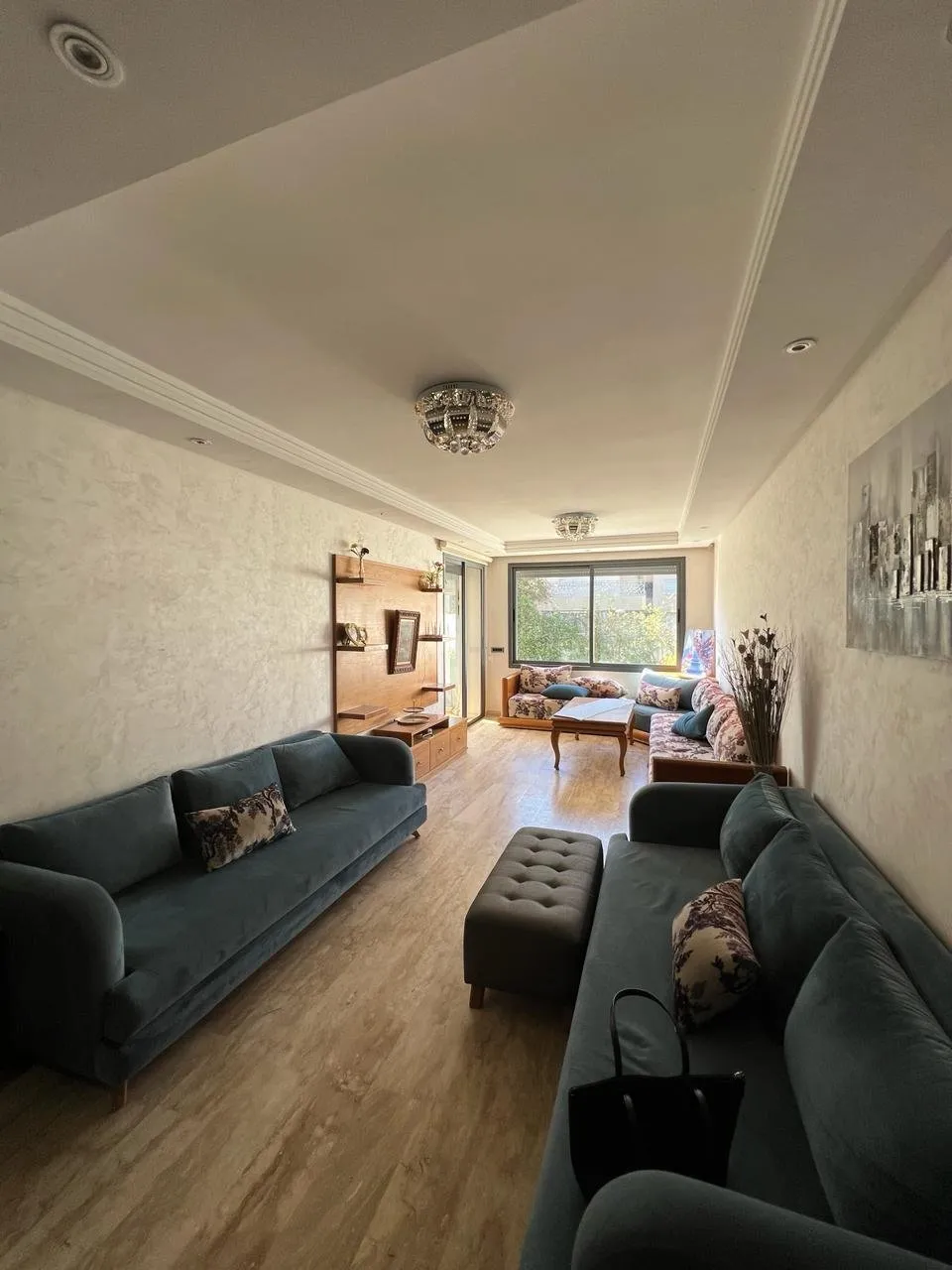Un bel Appartement avec piscine meublé ou vide - الدار البيضاء (3)