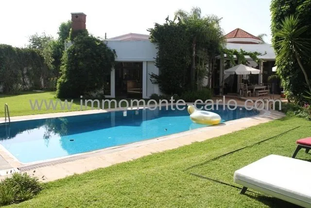 Villa à louer à RABAT avec piscine et jardin - الرباط (3)