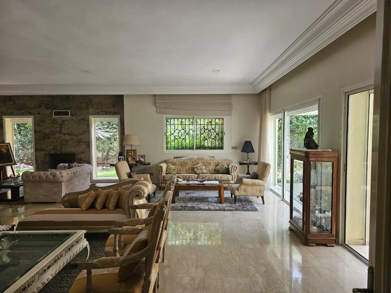 Villa provenÃ§ale piscine beau jardin vendre Californie - الدار البيضاء (3)