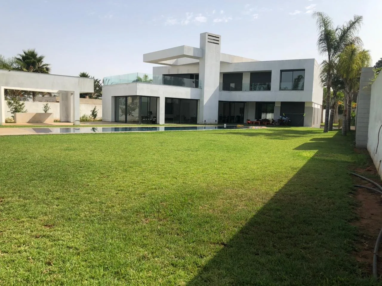 tres jolie villa neuve construit sur 3 niveaux - الرباط (3)