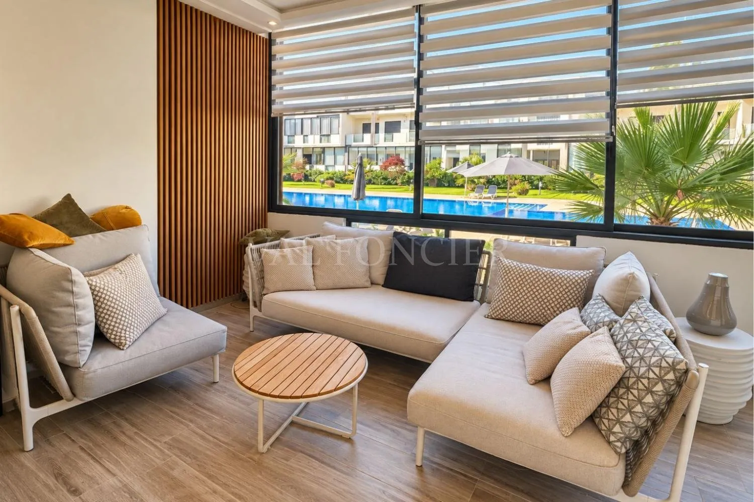 Vente Appartement rénové 114m2 2 chambres Les Crêtes, Casablanca - الدار البيضاء (2)