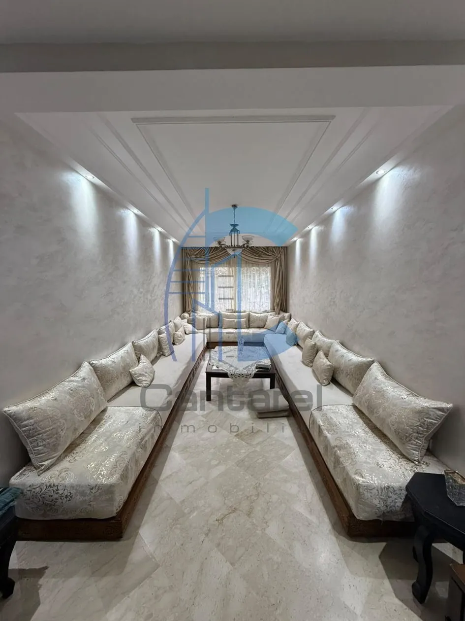 À VENDRE APPARTEMENT 126m² RACINE - الدار البيضاء