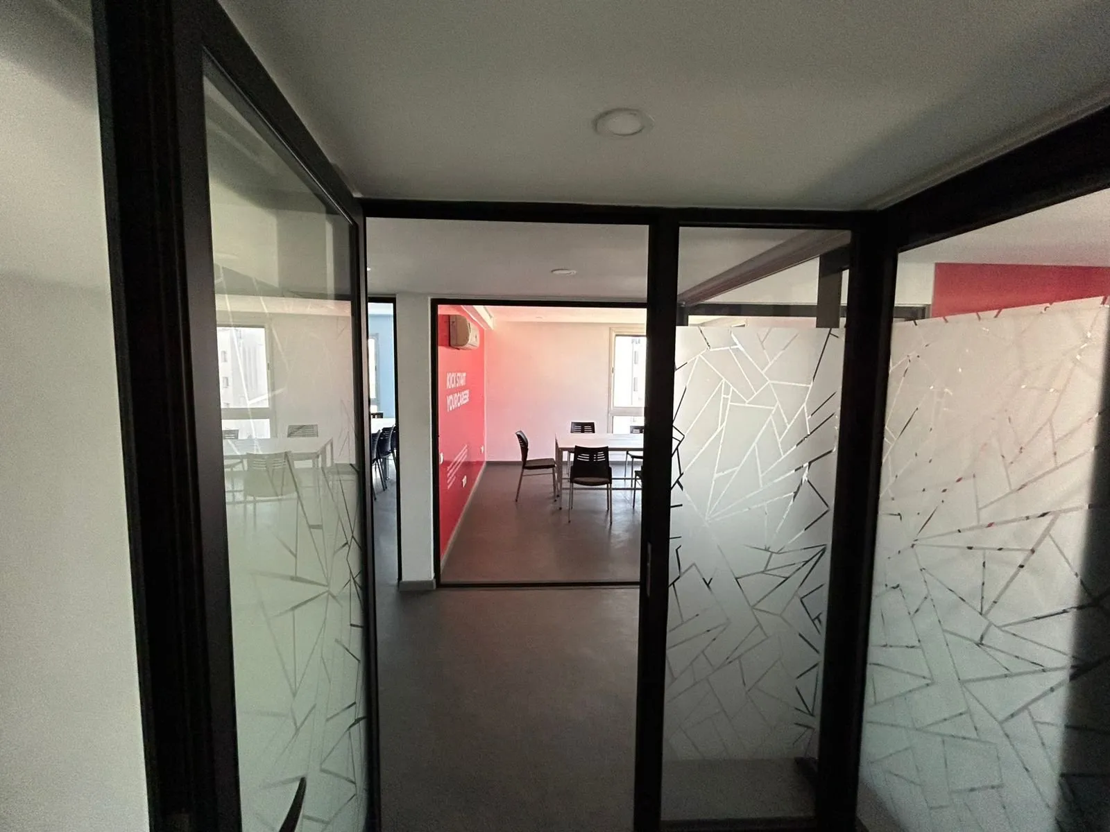 Immeuble a usage professionnel de 1450 m2 de surface utile en plein quartier Ghautier a la vente - الدار البيضاء (3)