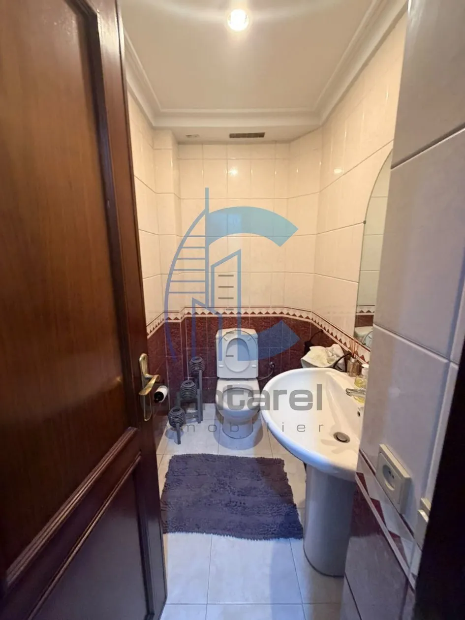 À VENDRE BEL APPT SANS VIS À VIS  - RACINE - - الدار البيضاء (4)