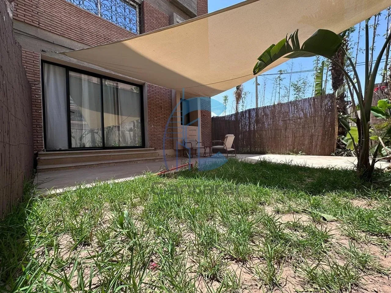 IMMEUBLE DE 4 APPARTEMENTS AVEC JARDIN ET TERRASSE À VENDRE - L.V.H - مراكش