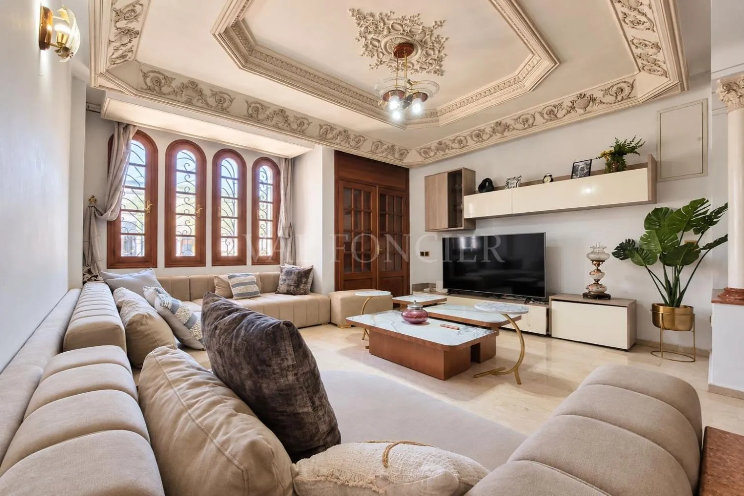 Vente Villa traditionnelle 5chambres avec piscine Californie, Casablanca - الدار البيضاء (3)