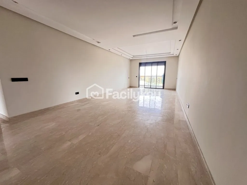 Appartement de 141 m² à Casablanca - الدار البيضاء (2)