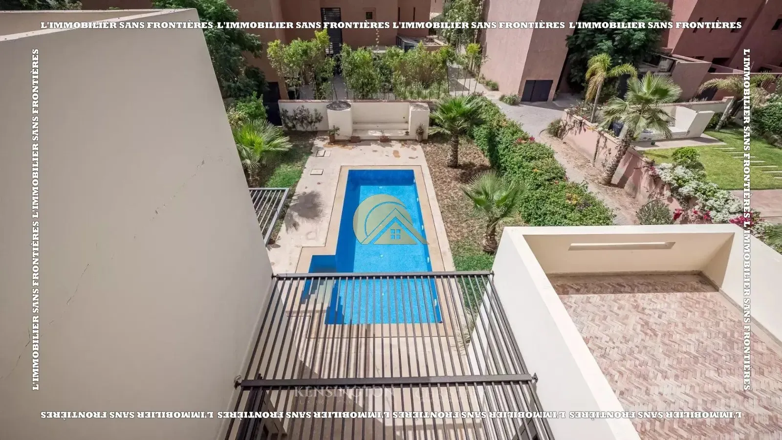 Villa à vendre à Al Maaden Golf Marrakesh – Terrain de 500 m², 3 suites, piscine privée et vue golf - مراكش (2)