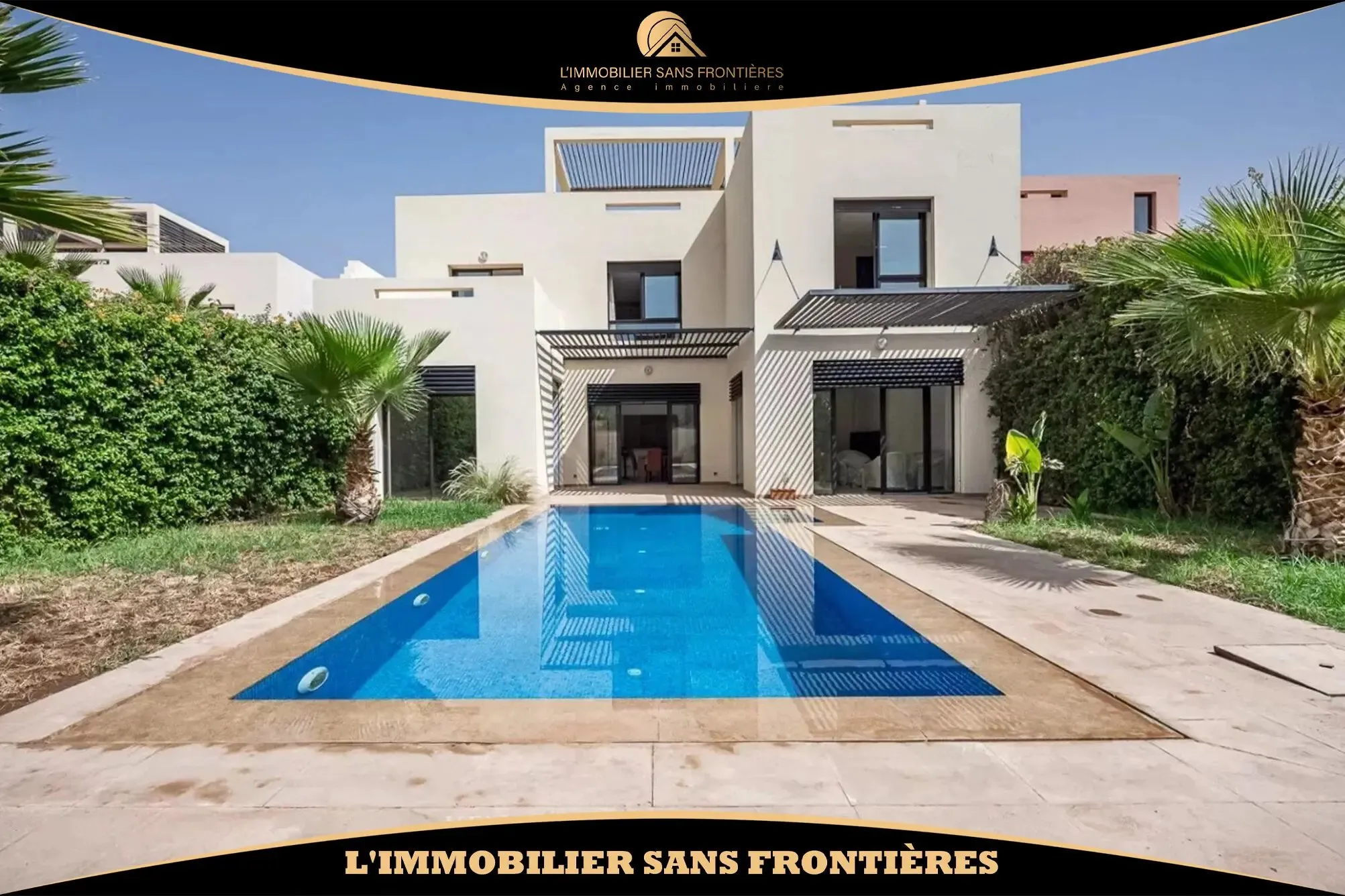 Villa à vendre à Al Maaden Golf Marrakesh – Terrain de 500 m², 3 suites, piscine privée et vue golf - مراكش
