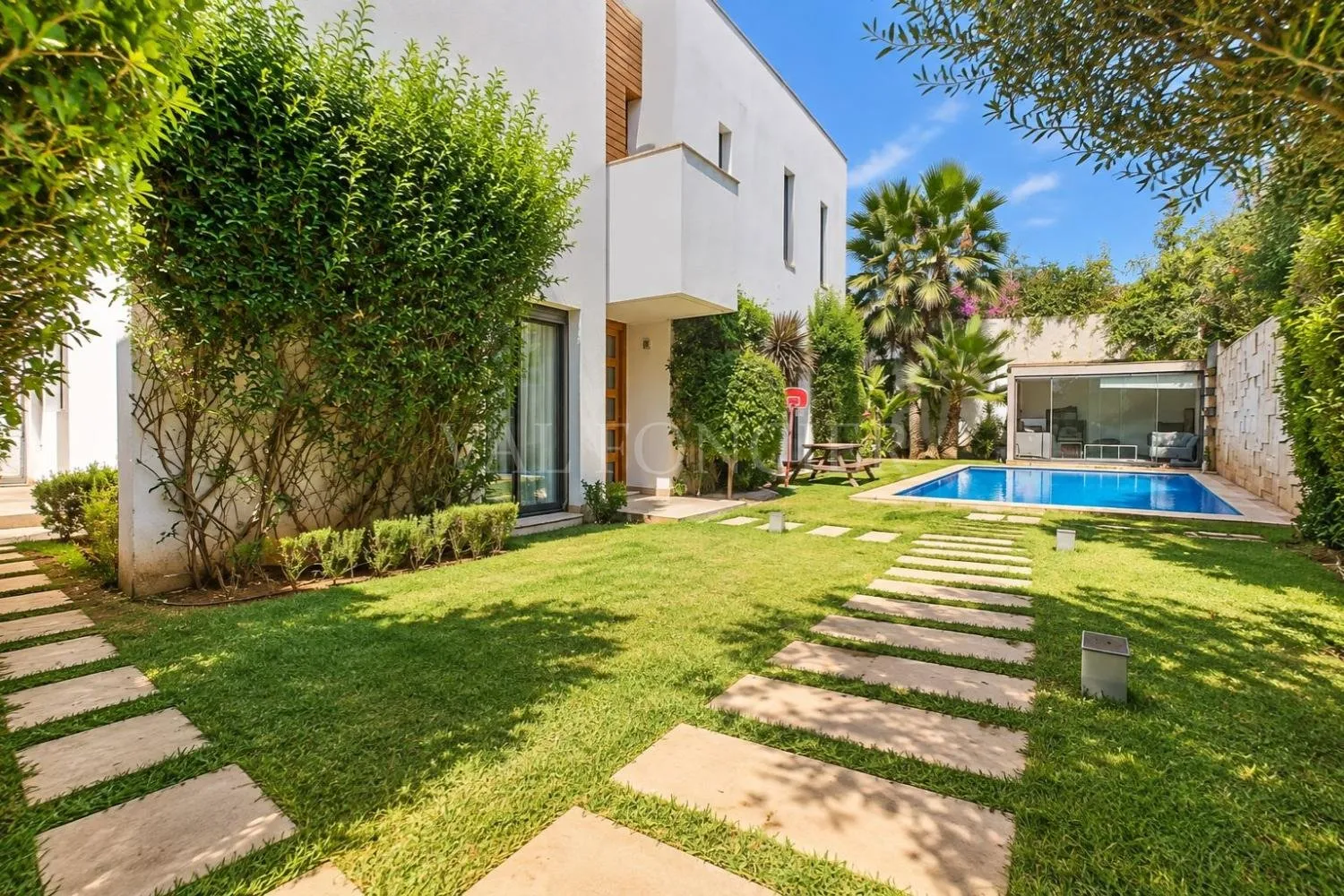 Vente Villa jumelée 530m2 4chambres avec piscine Bouskoura Ville verte - الدار البيضاء (2)