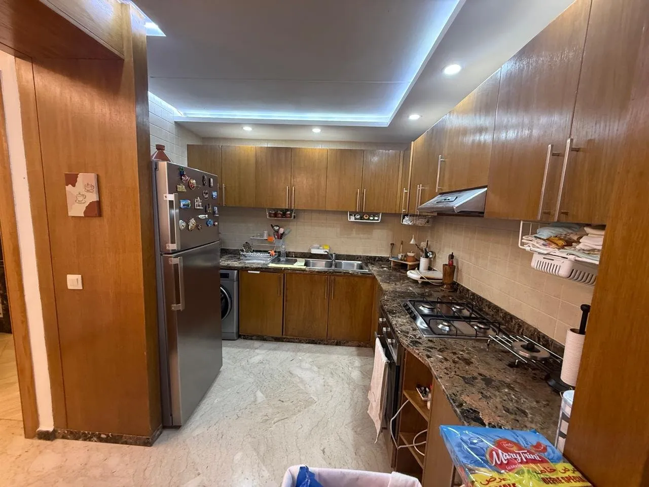 À Vendre Dar Bouazza : Superbe Appartement avec Vue Mer 2 CH - دار بوعزة (4)
