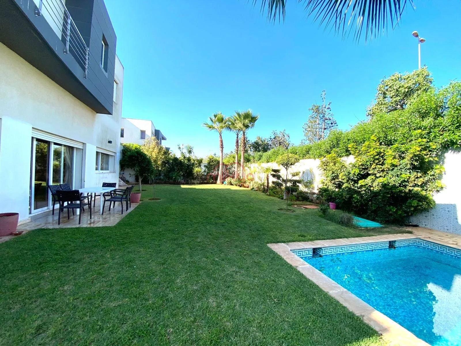 Vente Villa à Bouskoura - بوسكورة (2)