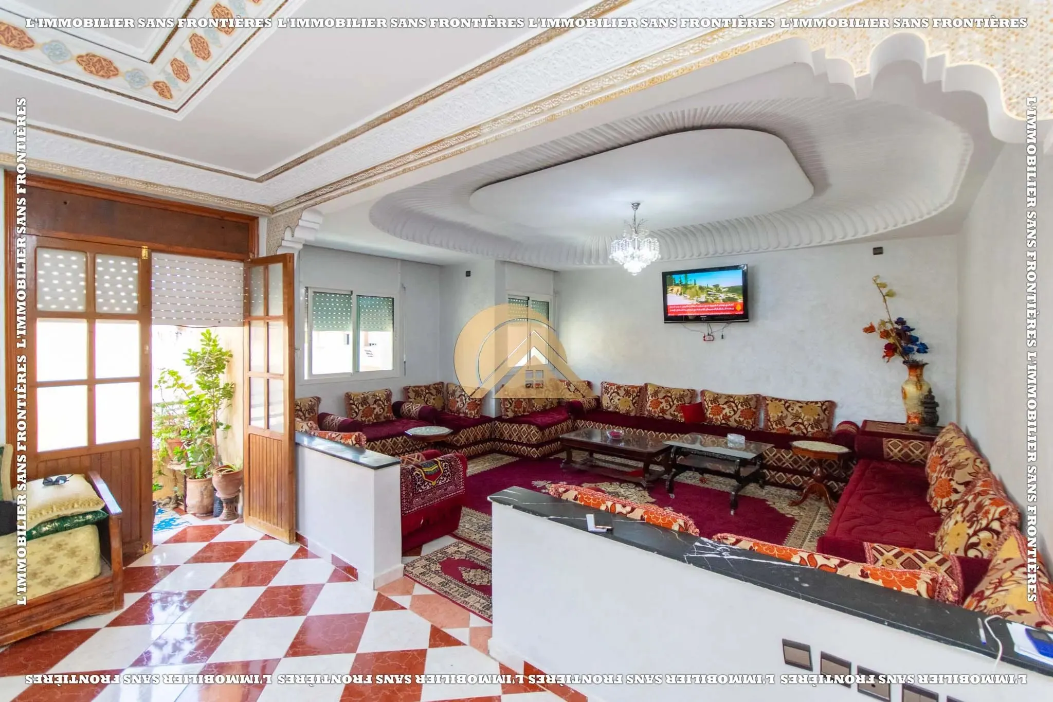 Appartement de 166 m² à Berrechid – 3 salons marocains, 2 chambres, balcon et 3 façades - برشيد (2)