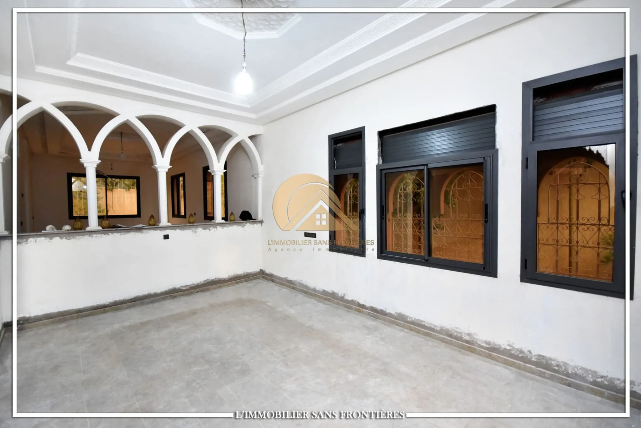 Villa vide à vendre à Targa, 375 m², Marrakech - مراكش (2)